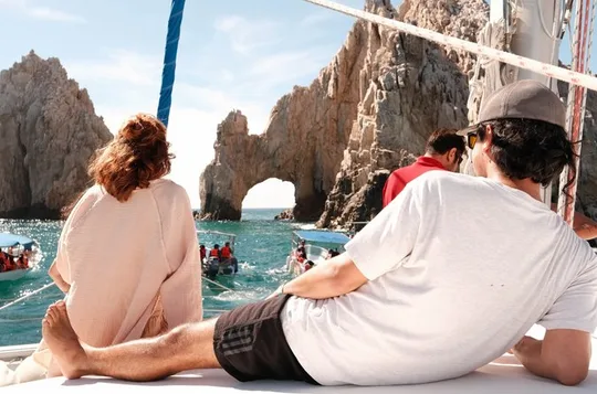 Sail in Style a Exclusive Snorkeling Tour in Los Cabos