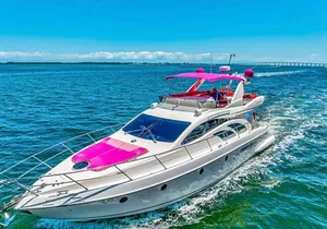 60ft Luxury Pink Charter Pink Yacht Rental In Miami
