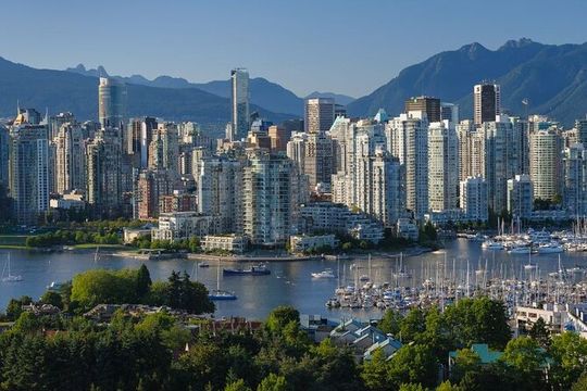 Vancouver: Custom Walking Tour with A Guide (Private Tour)