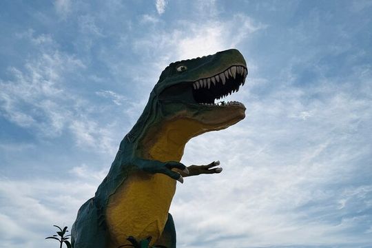 Drumheller & Hoodoos Day Trip from Calgary, Explore the Badlands
