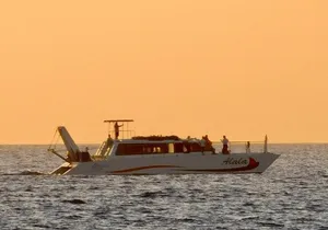 Sunset Cruise with the Whales from Kawaihae Harbor