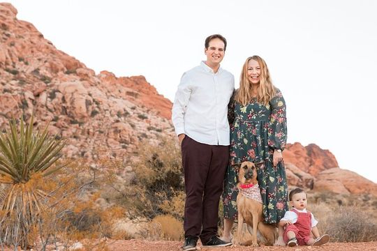 Photo Shoot at Red Rock Canyon in Calico Basin