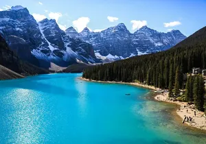 From Canmore Scenic Half-Day Trip to Lake Louise and Moraine Lake