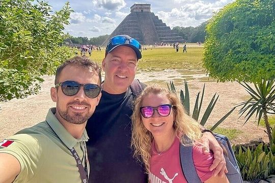 Chichen Itza, Cenote, Tequila and Valladolid Tour from Cancun