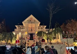 Christmas Lights Dycker Heights Tour Experience