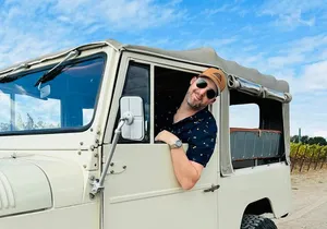 Napa Wine Tasting Tour in a Vintage Toyota Land Cruiser