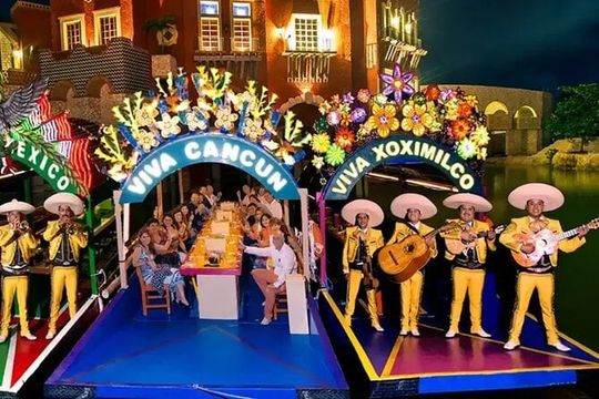 Xoximilco Trajinera Party with Mexican Dinner and Bar Libre