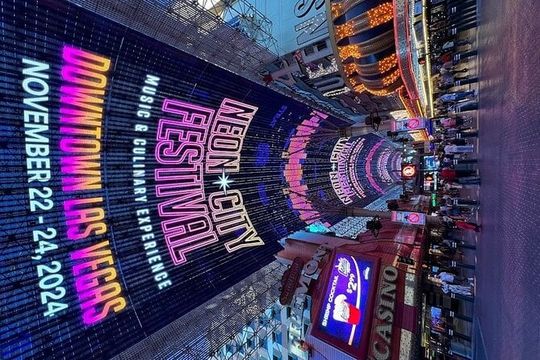 Lights and Graffiti Downtown Walking Tour