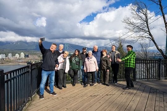 Discover Vancouver Winter City Tour