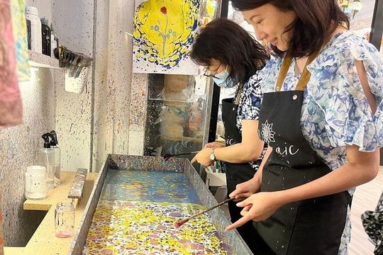 Water Marbling Workshops in Manhattan, NY