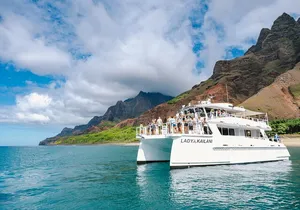 Lady Kailani Luxury Catamaran: Na Pali Morning Snorkel Tour