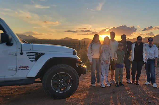 Public Sunset Jeep Tour with stop at the Rio Verde