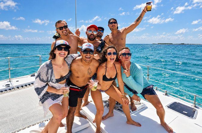 Deluxe Catamaran Tour to Isla Mujeres, from Playa del Carmen