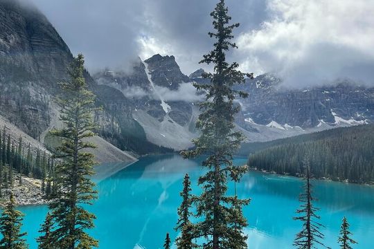 Banff Scenic Lakes and Canyon tour from Calgary,Canmore,Banff