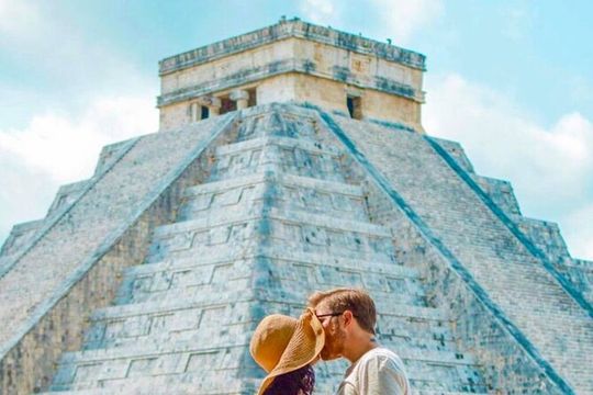 Chichen Itza Tour with Cenote Swim and Valladolid Visit