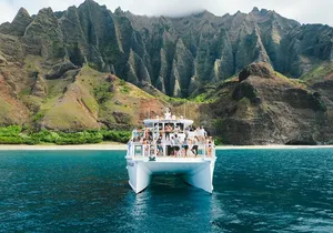 Lady Kailani Luxury Catamaran: Na Pali Sunset Dinner Tour
