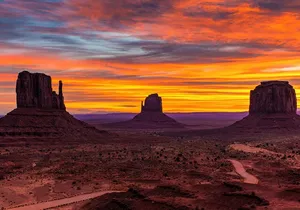 Las Vegas: 3 Days Antelope Canyon ,Bryce, Arches, Monument Valley