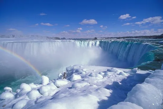 Private Falls Winter Wonderland w/ 4 Attractions & Syrup Taste