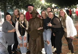 Savannah’s Bawdy and Ghostly Christmas Carol Pub Crawl