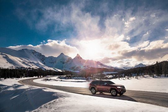 Banff Day Tour Johnston Canyon and Banff Gondola from Calgary