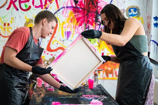Private Fluid Art Acrylic Pouring Workshop in New York