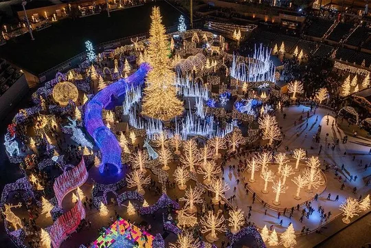 Enchant Christmas Holiday Adventure in Los Angeles