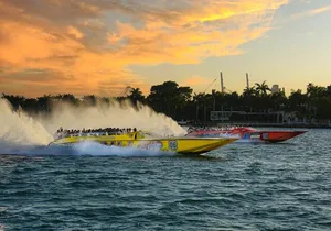 Miami: Personalized Tour: Biscayne Bay Speedboat by Pintours