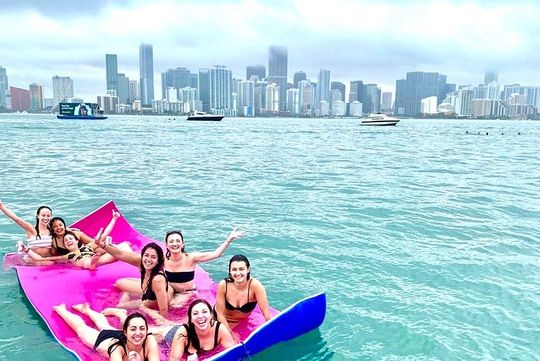 Miami Nixon Sandbar Hop-on Hop-off Boat Tour up to 10 Pax