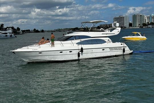 62ft + FREE HOUR Miami Yacht Rental 3-6 Hours up to 13 People