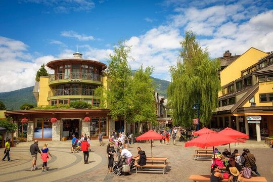 Whistler Sea to Sky and Brandywine Falls Private Day Trip