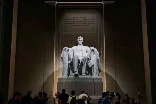 Private Day or Night Tour with 10 Stops, Guide, and Hotel Pick-Up