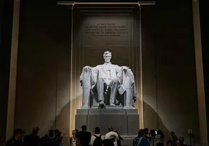 Private Day or Night Tour with 10 Stops, Guide, and Hotel Pick-Up