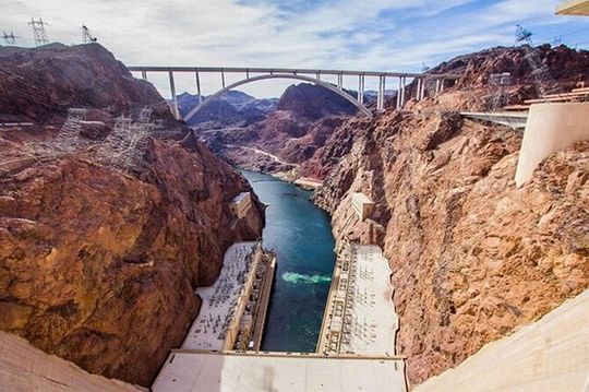 Hoover Dam Highlights + Bridge Walk Bus Tour