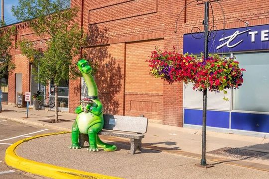 Drumheller Day Trip Museum, Dinosaurs and Historic Sites