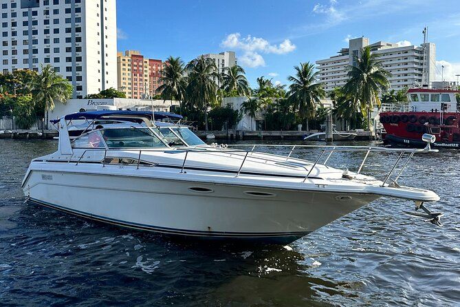46-foot Private Yacht Rental in Miami