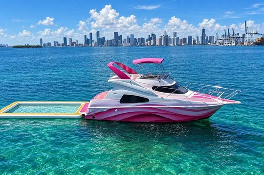 Yacht Rental Princess | 2 Free Jet Skis,Miami River and Sea Pool