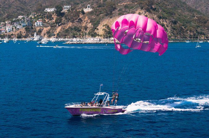 Parasailing in Catalina Island: Soar Above The Stunning Coastline