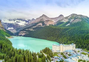 Rockies Day Tour Lake Louise Emerald Lake from Calgary