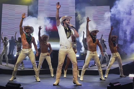 MYST Cancun Tickets Mexican Madness Music Show and Dinner