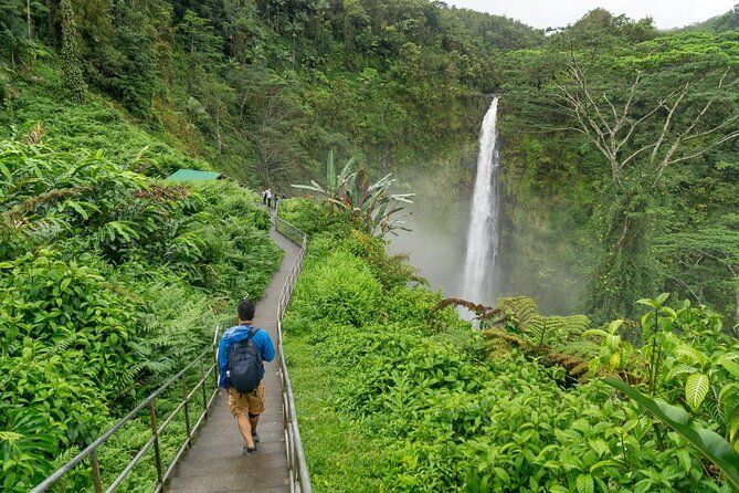 Hilo highlights, waterfalls and beaches, private, costum Tour
