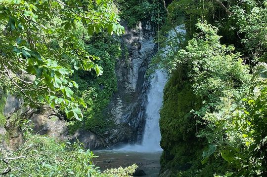 Private Hiking Experience Waterfall and Hidden Jungle Paradise