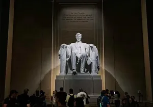 DC Combo: Capitol Hill with U.S. Capitol Entry & Night Bus Tour