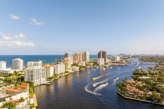Private Fort Lauderdale and Hollywood Coastal Tour from Miami