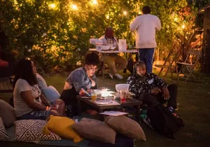 MunchiesCrawl NYC Neighborhood Exploration Through Food