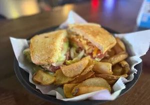 Downtown Orlando Food Tour with Authentic Fusion Cuisine Tastings