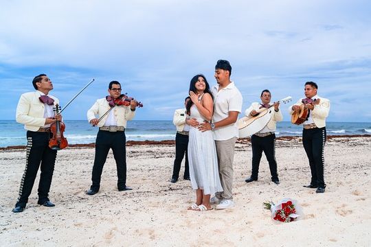 Romantic Mariachi Experience on Cancun Beach