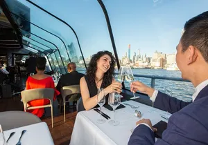 Bateaux New York Christmas Eve Premier Lunch Cruise