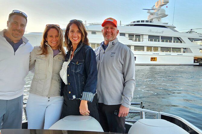 Narrated Boat Tour - Palm Beach Celebrity Homes and Local History