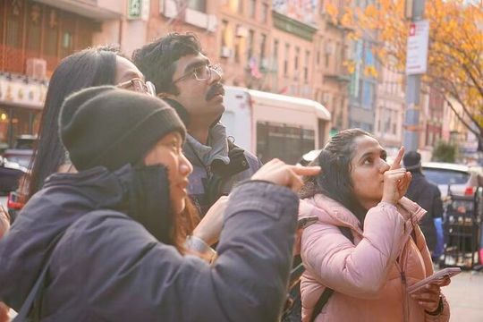 Explore New York with Scavenger Hunts Activity