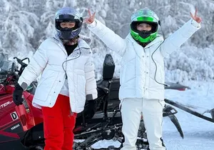 Glacier snowmobile tour